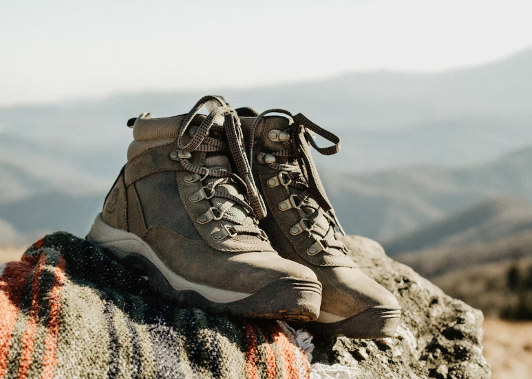 Make Your Hiking Boots Smell Good With These Proven Tricks